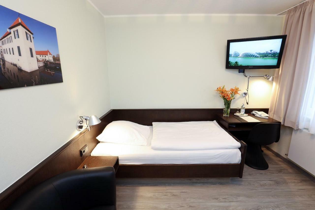Hotel Kroeger Ennigerloh Luaran gambar